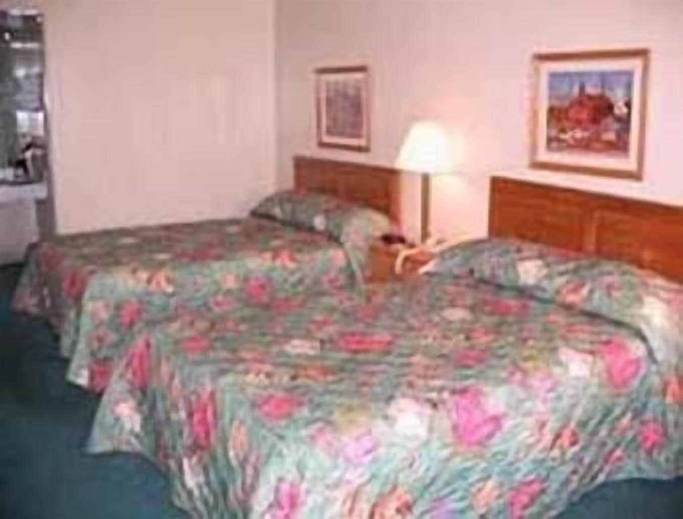 Days Inn By Wyndham New Philadelphia Oda fotoğraf